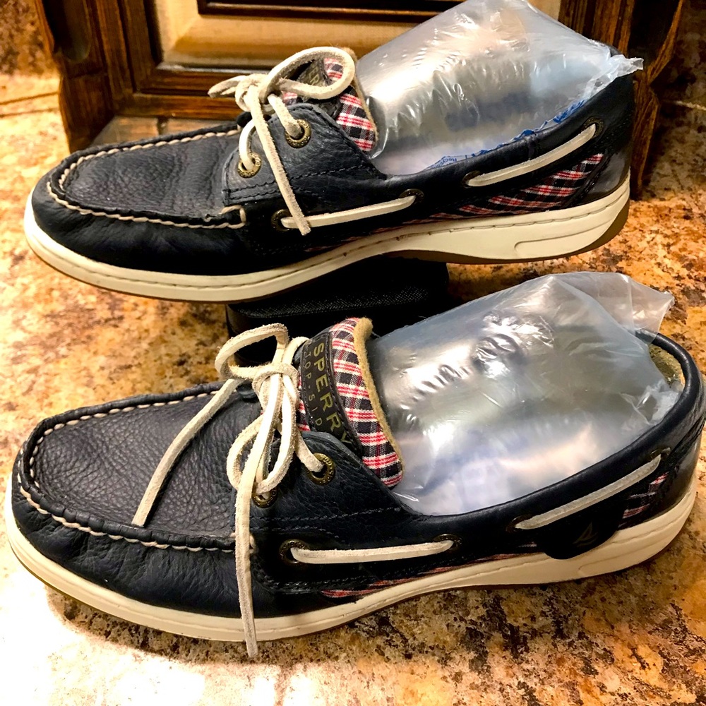 Sperry Top Siders Navy Blue Deck Shoes size 7. Leather